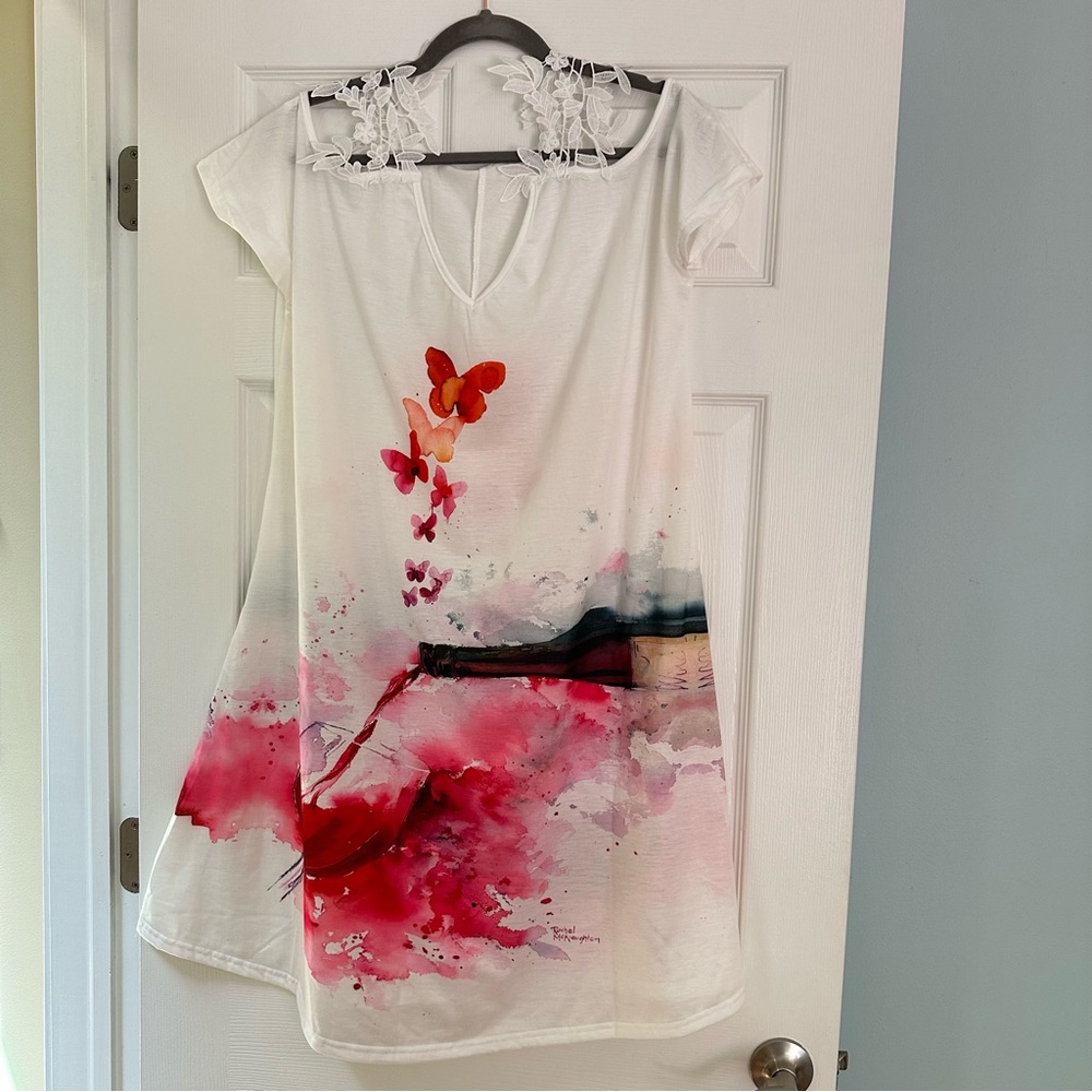 2X white t-shirt dress with fine wine bottle and butterfly graphic